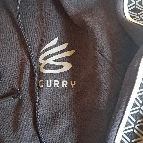 Under Armour Small Men's Curry Hoodie - Picture 5 of 7